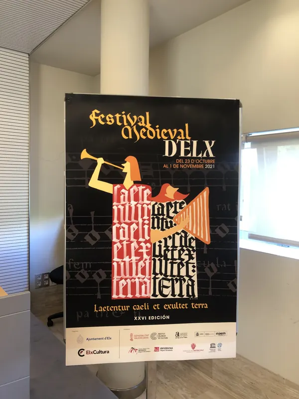 El cartel expuesto