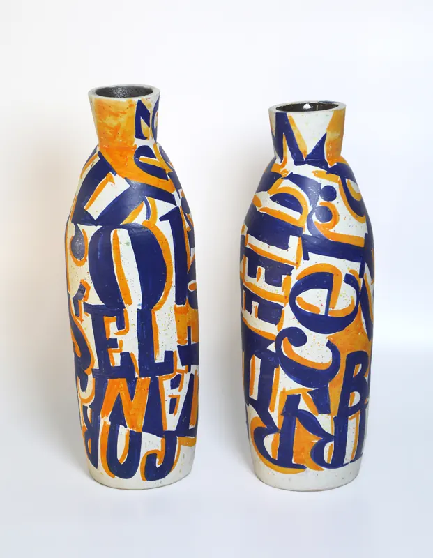 Botellas letras, otra vista